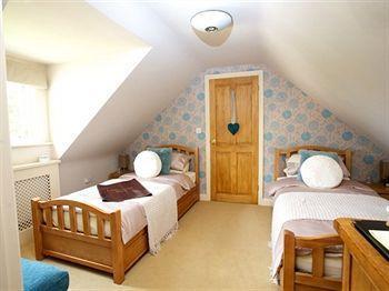 Silverstone Guest House Eksteriør billede