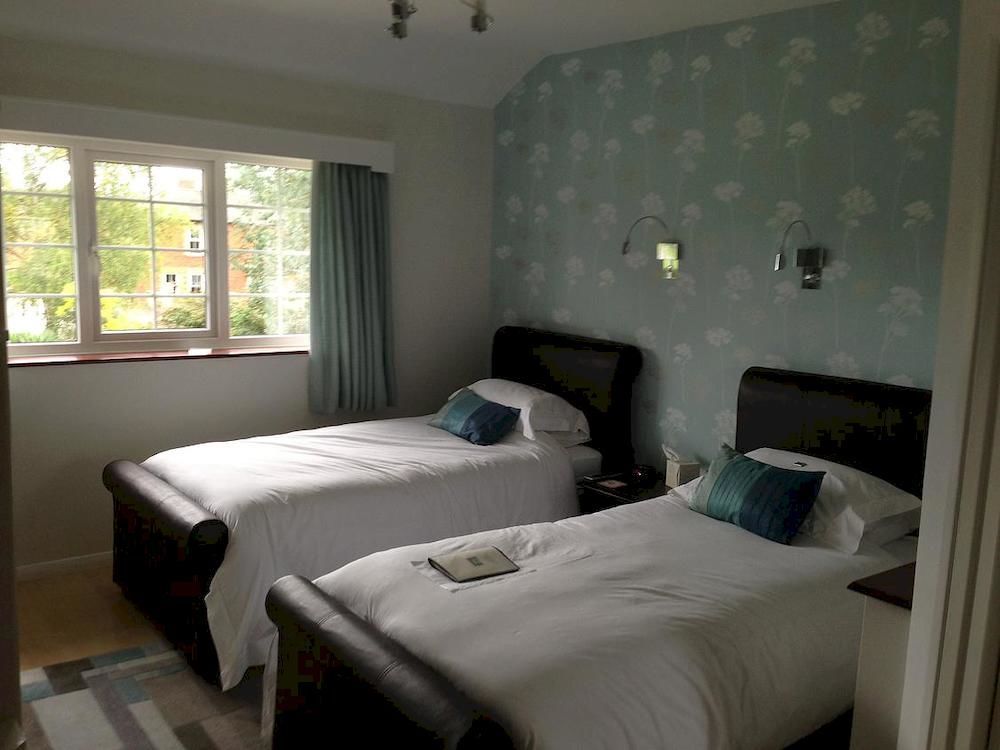 Silverstone Guest House Eksteriør billede