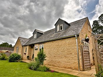 Silverstone Guest House Eksteriør billede